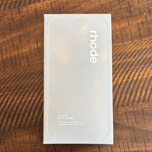RHODE Lip Case for iPhone 17 Pro in Light Gray